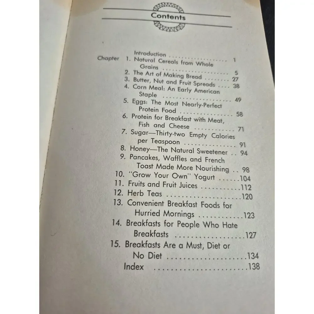 The Natural Breakfast Book by Rodale Press - paperback recipe book - 1973 1stED‎
